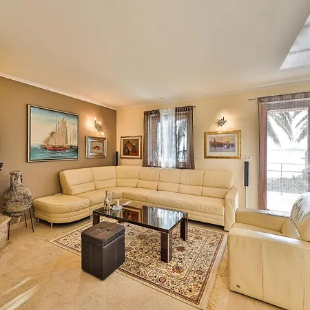 Villa Tomislav Split