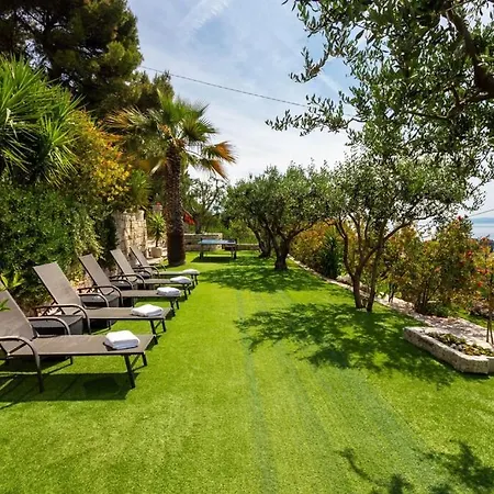 Tomislav ヴィラ *